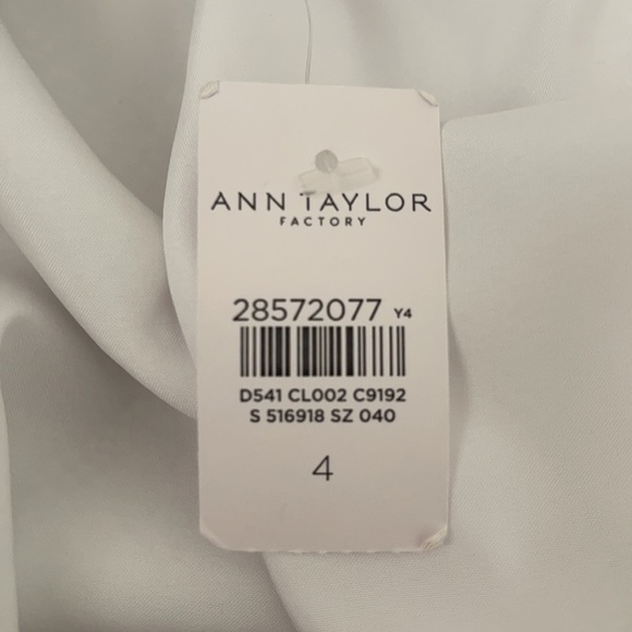 Ann Taylor White Textured One Button Blazer - Picture 9 of 9